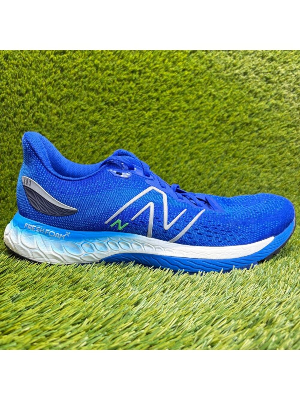 New Balance Fresh Foam X 880 v12 Mens Size 12 Blue White Running Shoes Sneakers